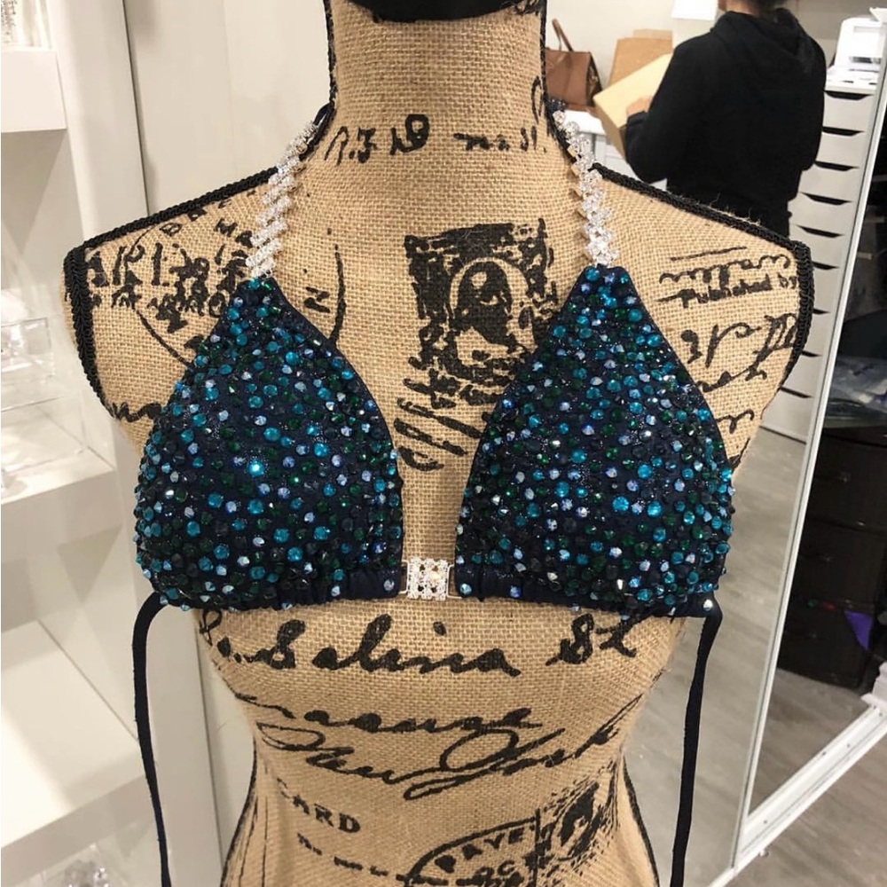 KH Customs Scatter Deluxe V6 competition bikini, champion - Final Sale
